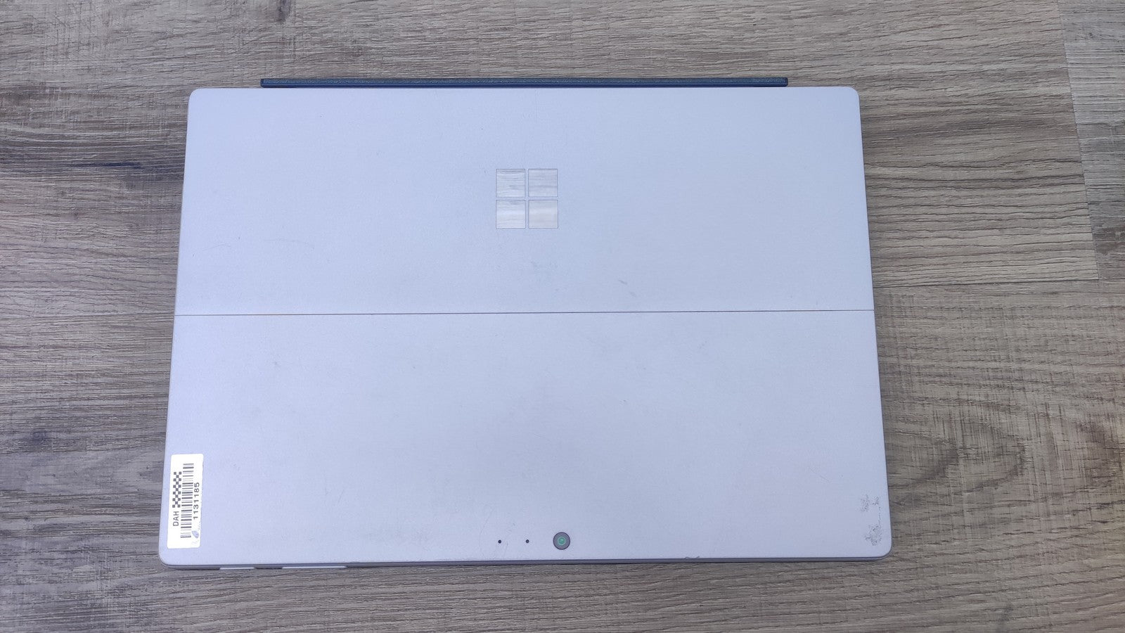 Microsoft Surface Pro 5 Windows Tablet 2736x1824 i5-7300U 4GB 128GB LTE M1807