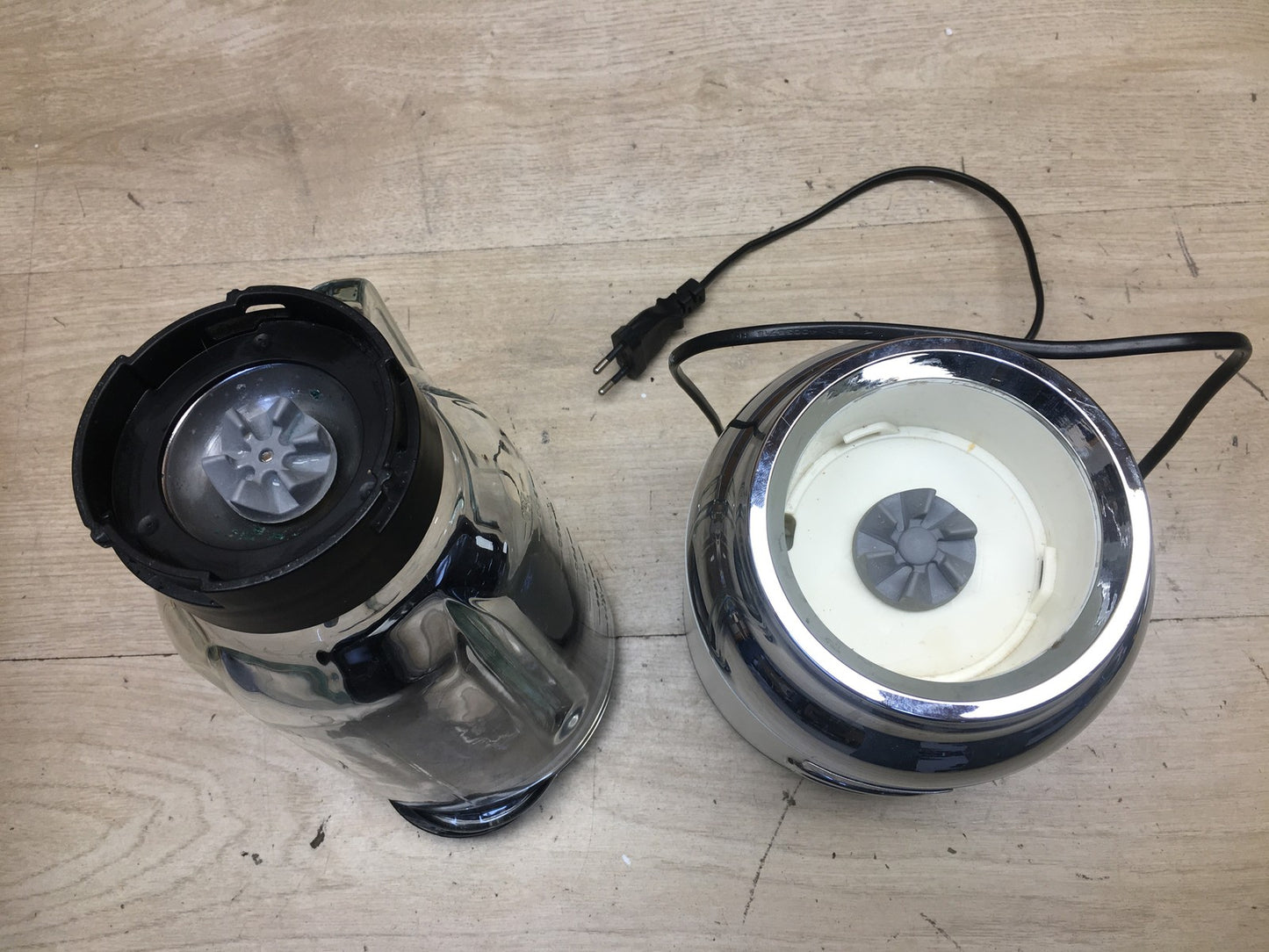 Westinghouse WKBE221WH Blender, 600W, I37823