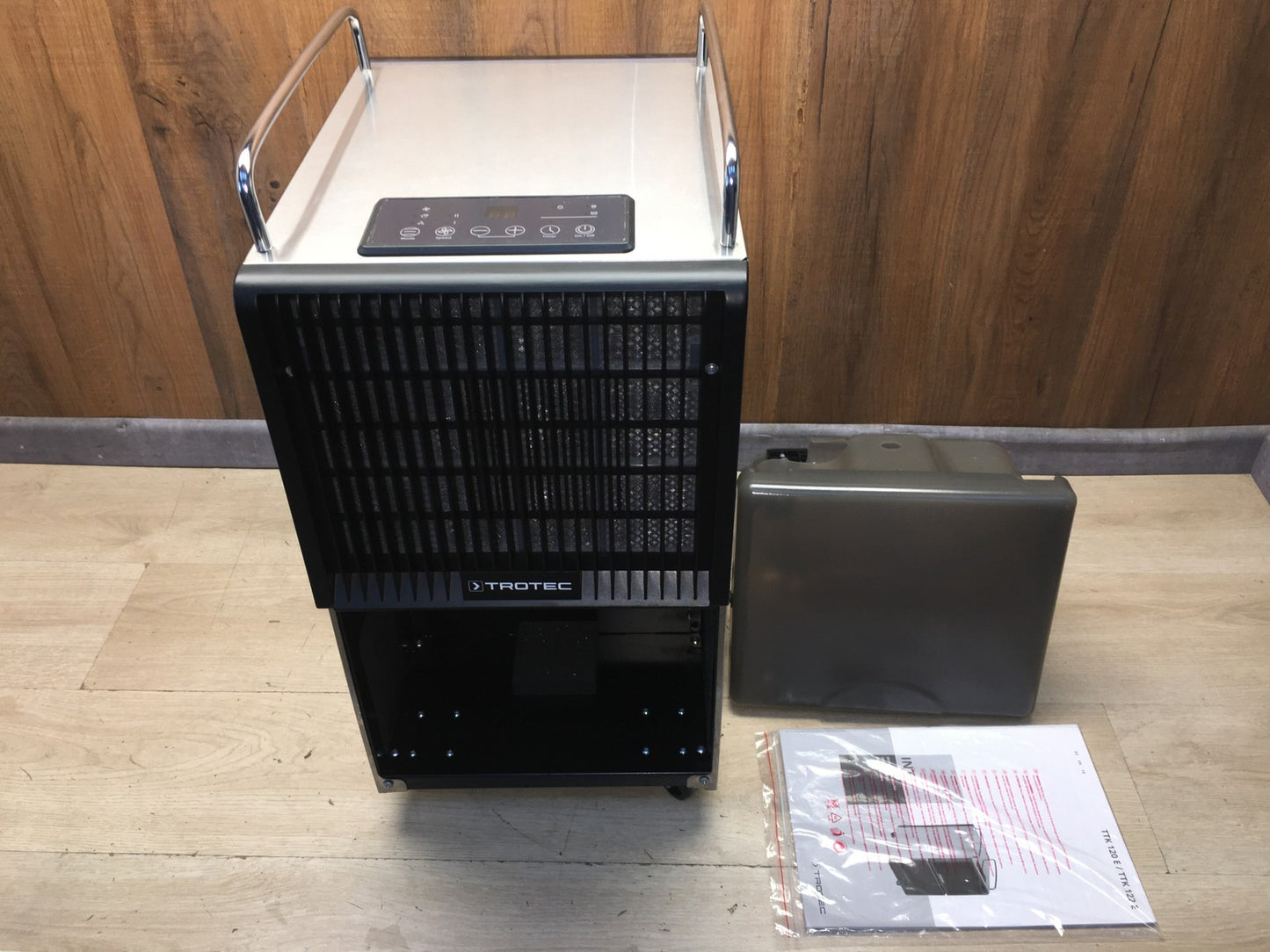 TROTEC Luftentfeuchter TTK 122 E (1120000123), 40 L/Tag, bis 120 m², I38287
