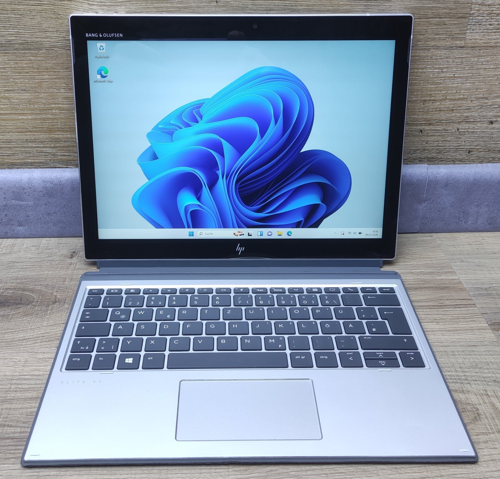 HP Elite x2 G4 Tablet Notebook 12.3" Touch FHD 1920x1280 i5-8365U 8GB 256GB WiFi