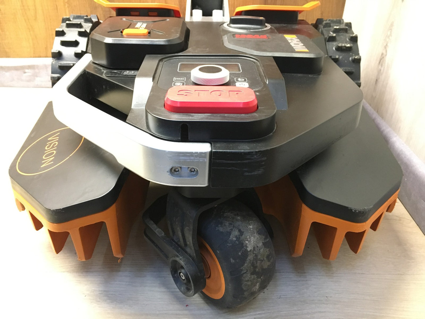 WORX Landroid Vision M550 Mähroboter ohne Begrenzungskabel WR205E, I36470