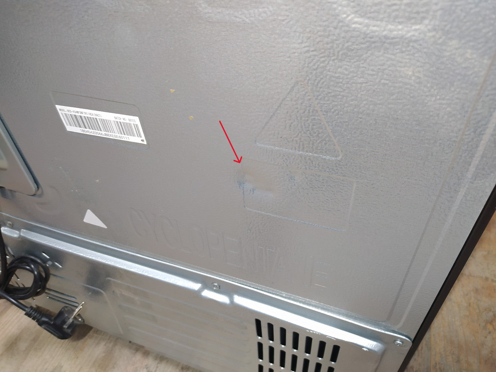 Hisense RF632N4WFE Kühlschrank Freistehend French Door 485 L NoFrost Schwarz