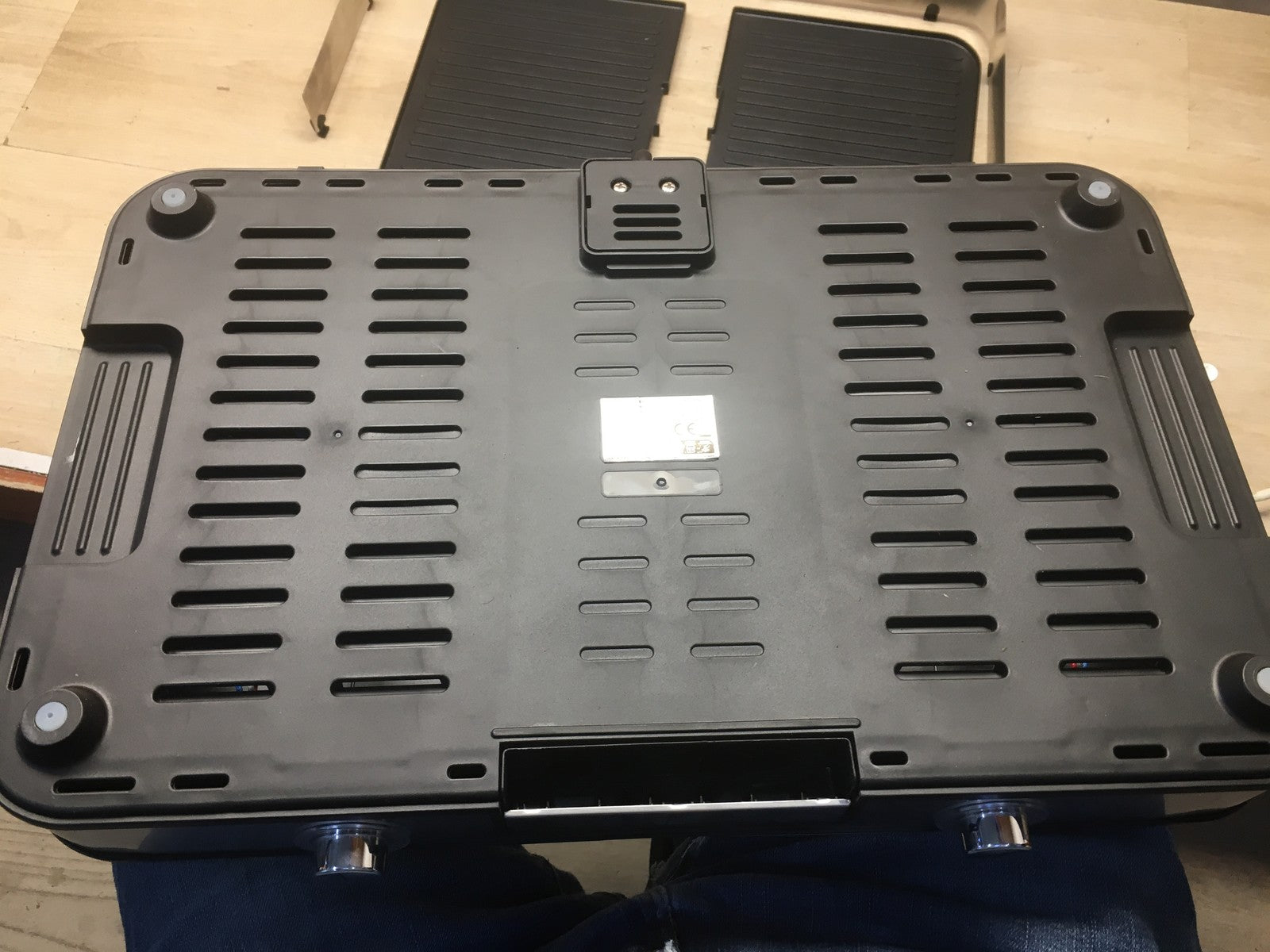 LEBENLANG LBL8586 Tischgrill 2400W Elektrogrill inkl. Grillzange, I35756