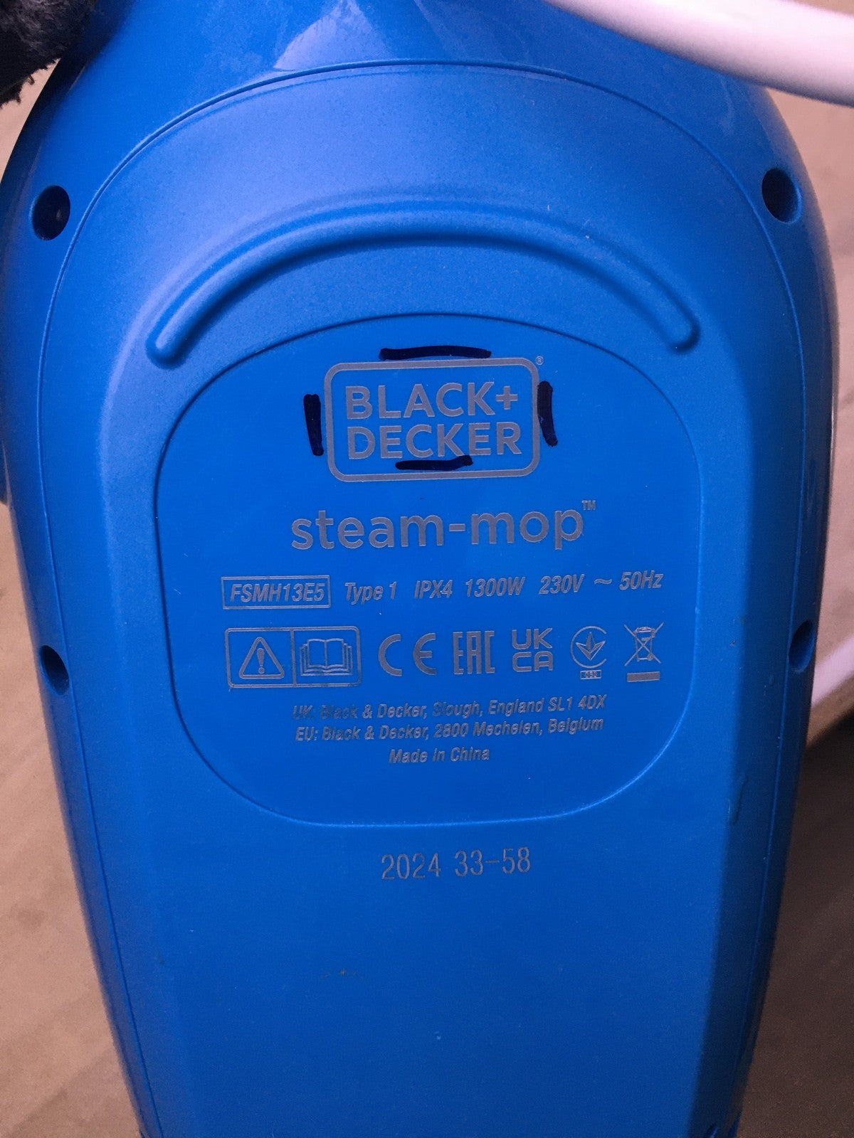 Black+Decker FSMH13E5-QS Dampfwischer mit Handreiniger 5 in 1, I35209