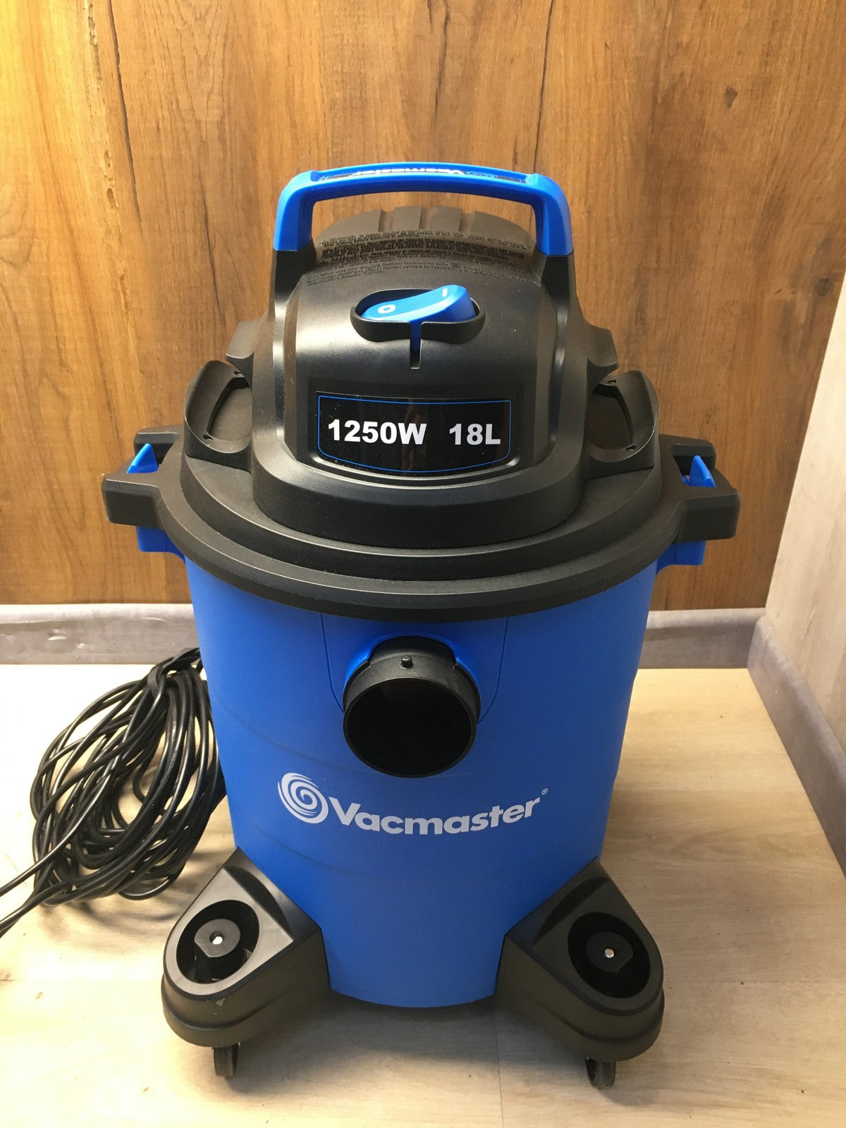 Vacmaster VOC1218PF Kunstrasen-Staubsauger 1250W, 18L, I35926