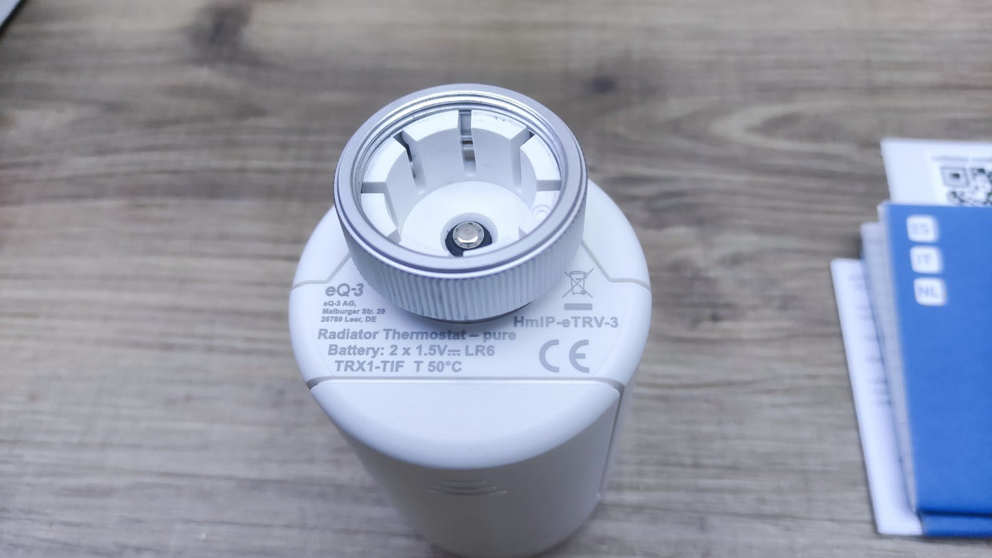 Homematic IP Smart Home Heizkörperthermostat HmIP-eTRV-3 (161046A0), I37242