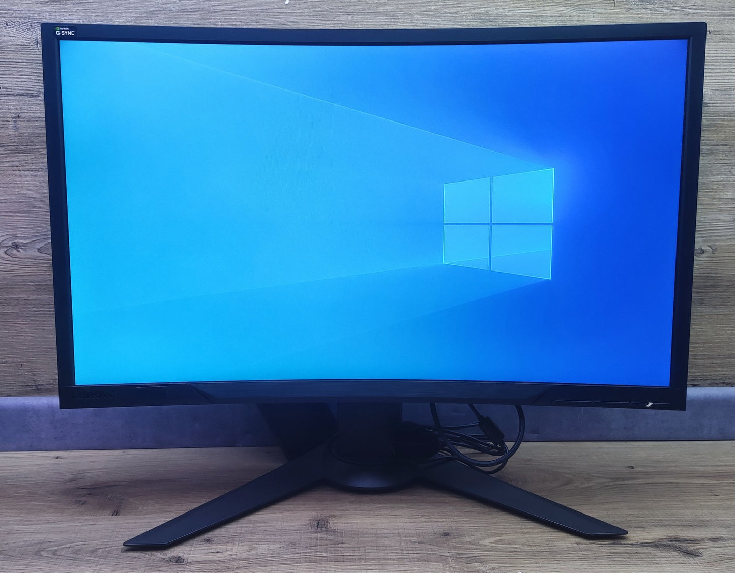 Lenovo Y27ga Curved Monitor 27" FHD 1920x1080 HDMI DP NVIDIA G-Sync 144Hz 4ms