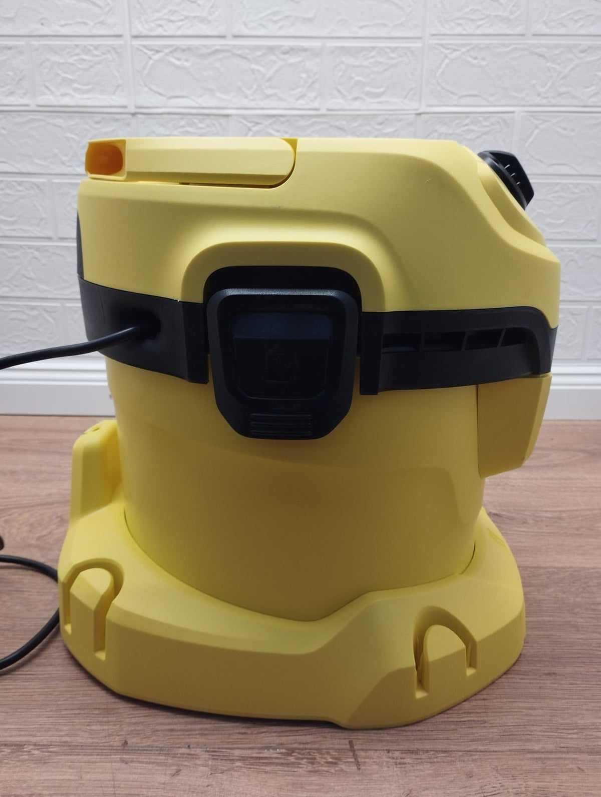 Kärcher Nass-/Trockensauger WD 2 Plus (1.628-009.0), 1000 W