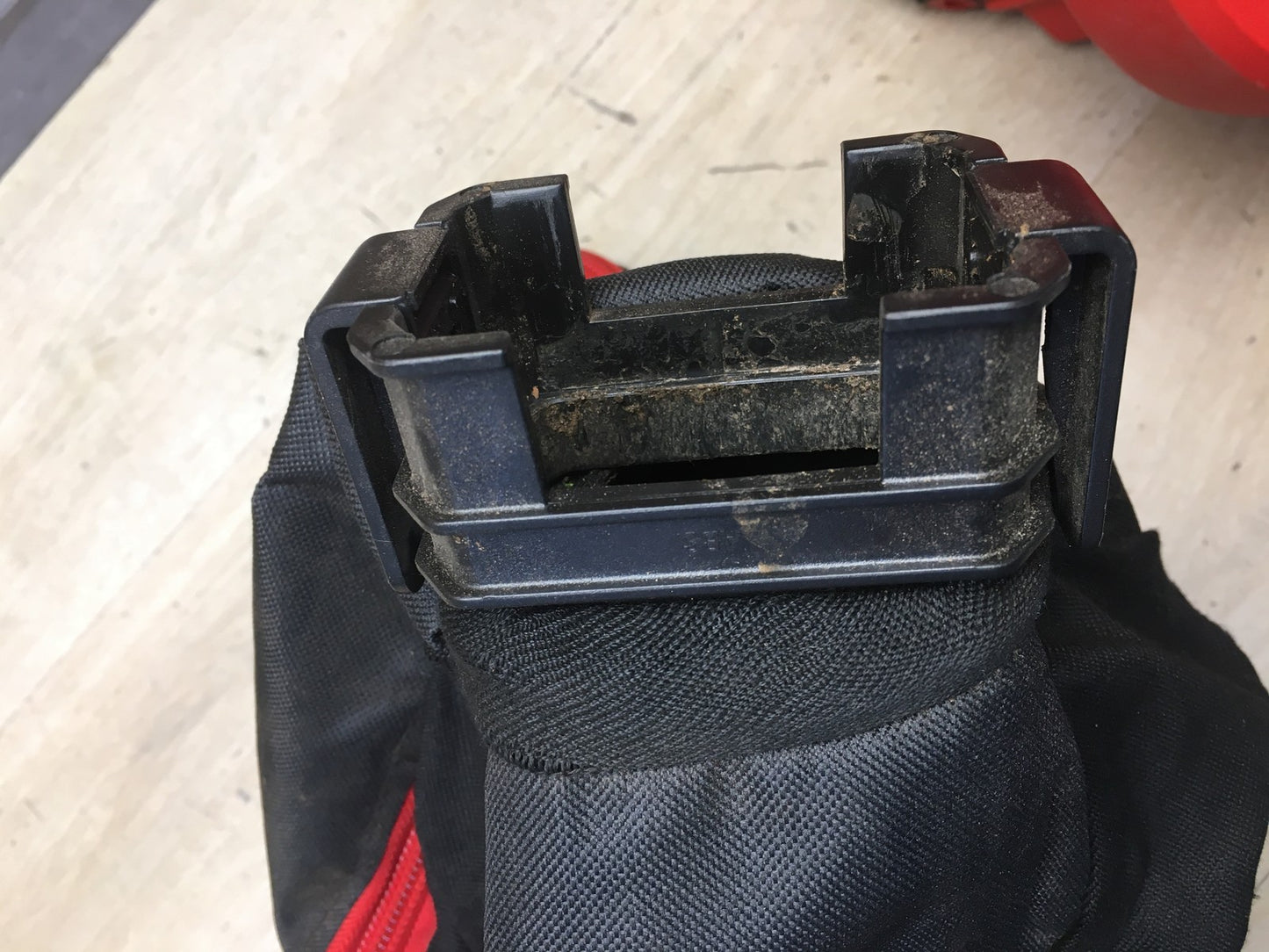 Einhell Akku-Laubsauger VENTURRO 18/210 SOLO, 18 V, I38184