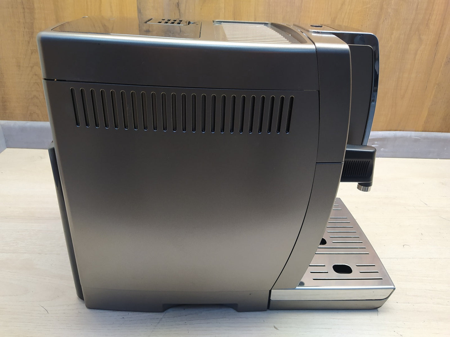 DeLonghi Dinamica Plus ECAM370.95.T Kaffeevollautomat I37692