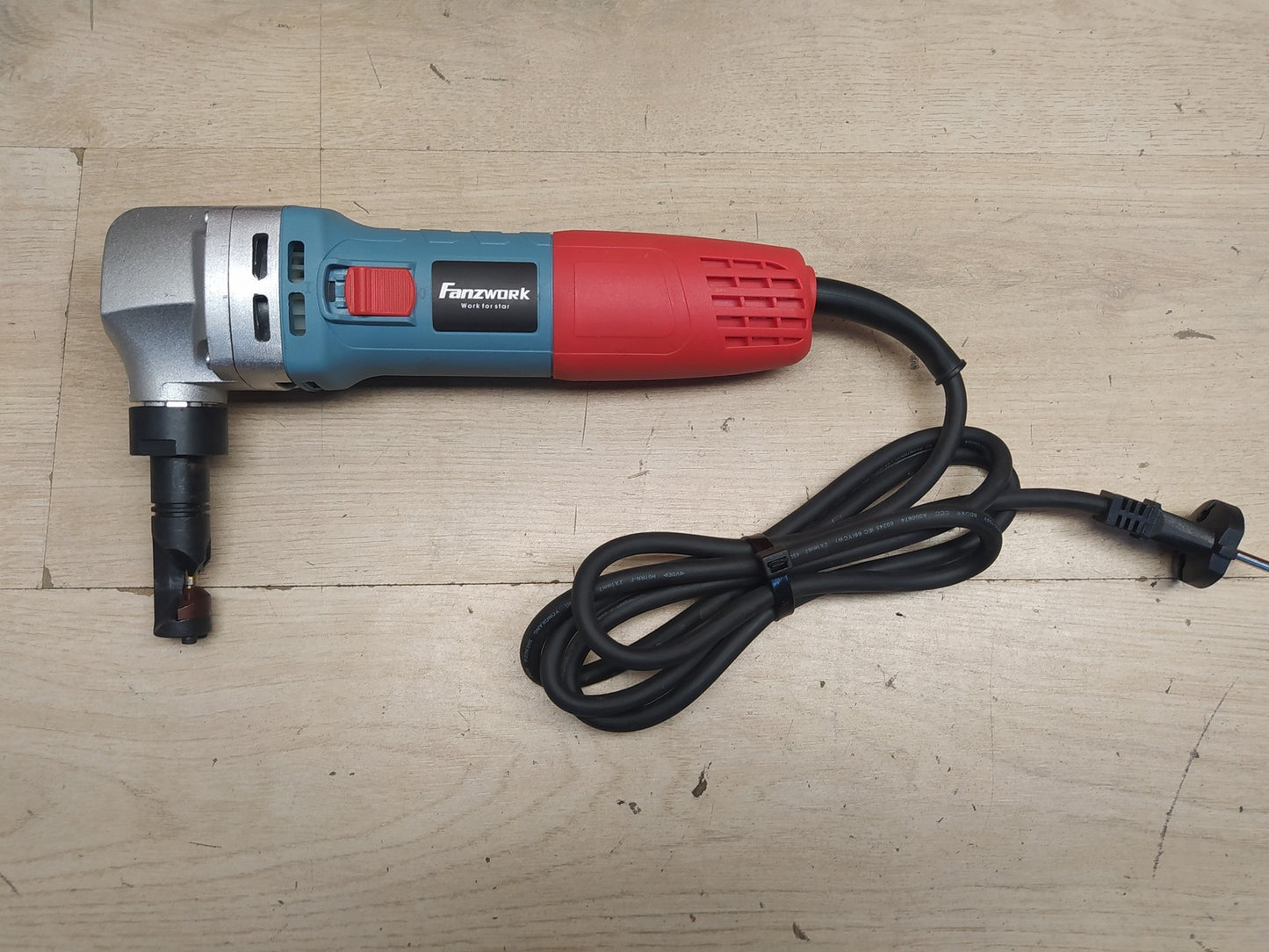 FANZWORK FZ-9101 Knabber Blechknabber 600W, I38639