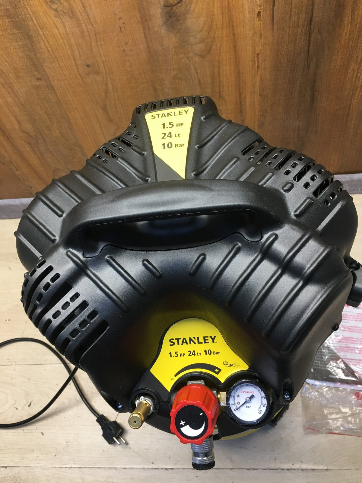 Stanley Air Kompressor, Luftkompressor D200/10/24V, I38418