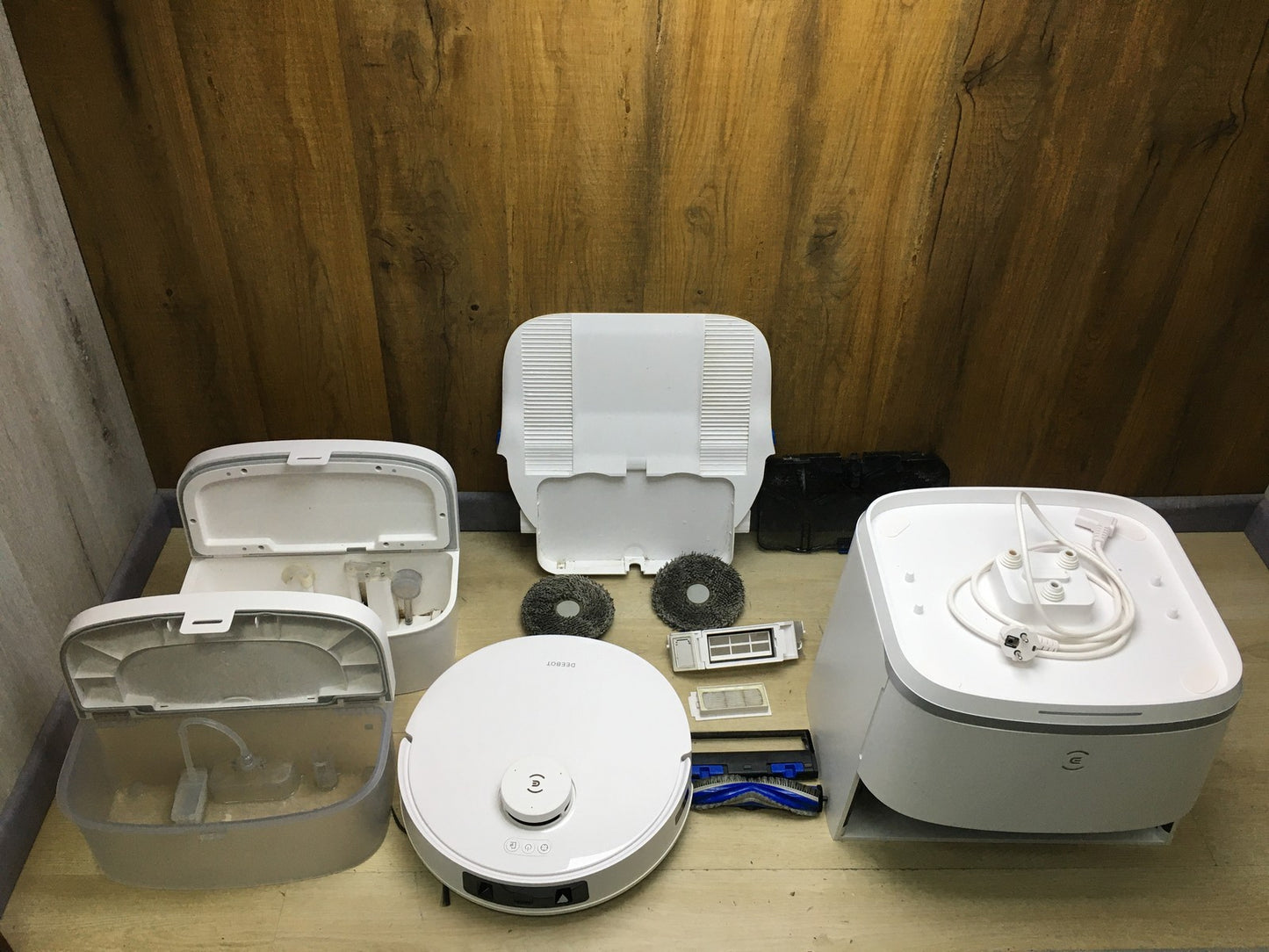 ECOVACS DEEBOT T30 PRO Omni Saugroboter mit Wischfunktion DDX14, I35632