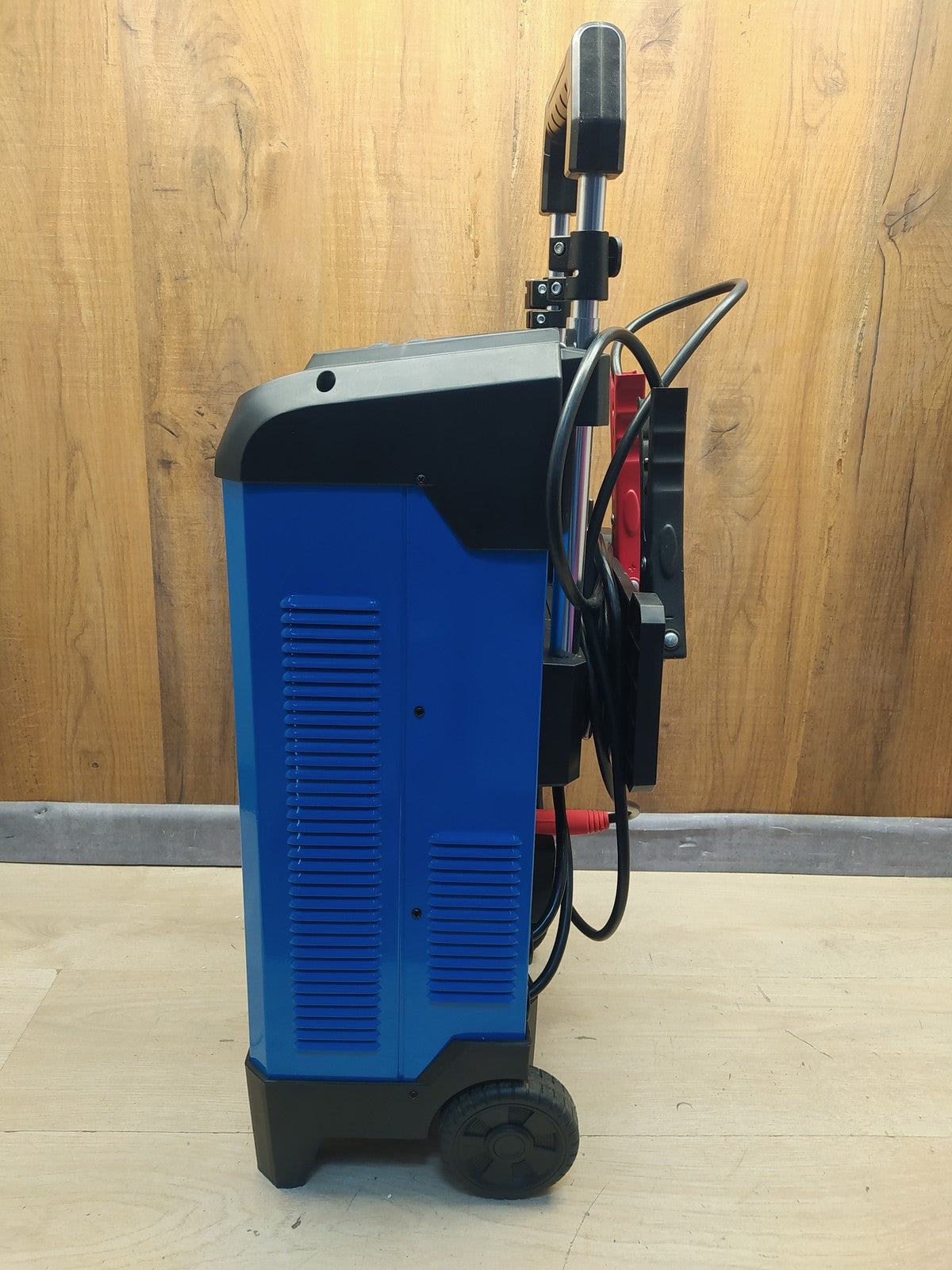 Güde 85128 Batterielader Digital GDB 24V/12V-200, I37465