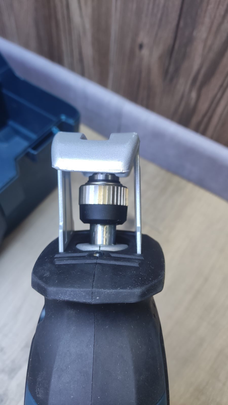 Bosch Professional 18V System Akku-Säbelsäge GSA 18 V-LI C solo