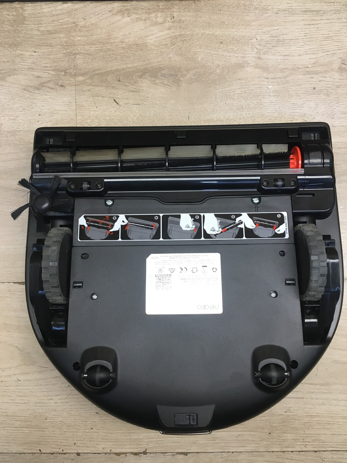 Neato Robotics D8 Intelligenter Staubsaugerroboter , I39406