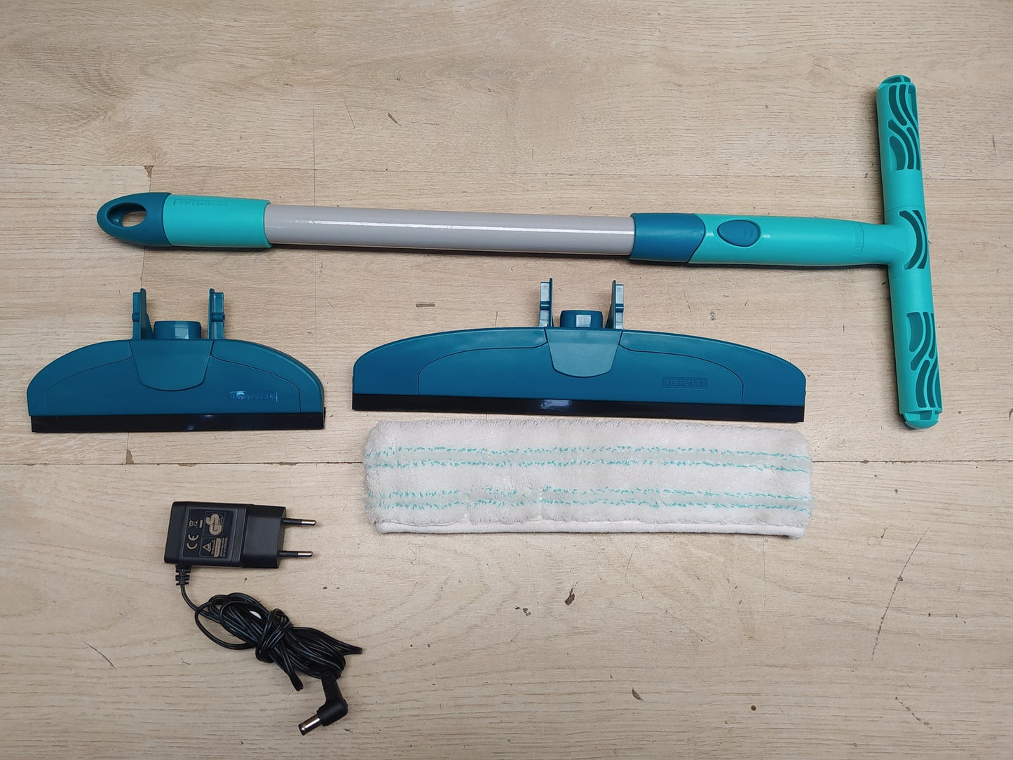 Leifheit 51016 elektrischer Fensterreiniger Dry&Clean, I37683
