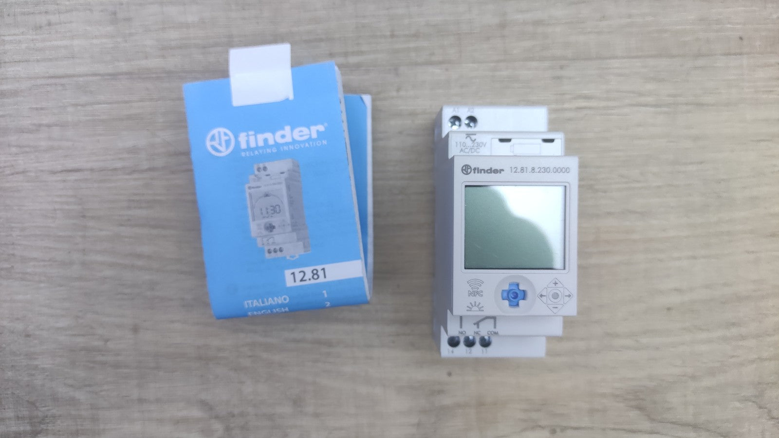 Finder 12.81.8.230.0000 ASTRO-Zeitschaltuhr mit Astroprogramm, I39192
