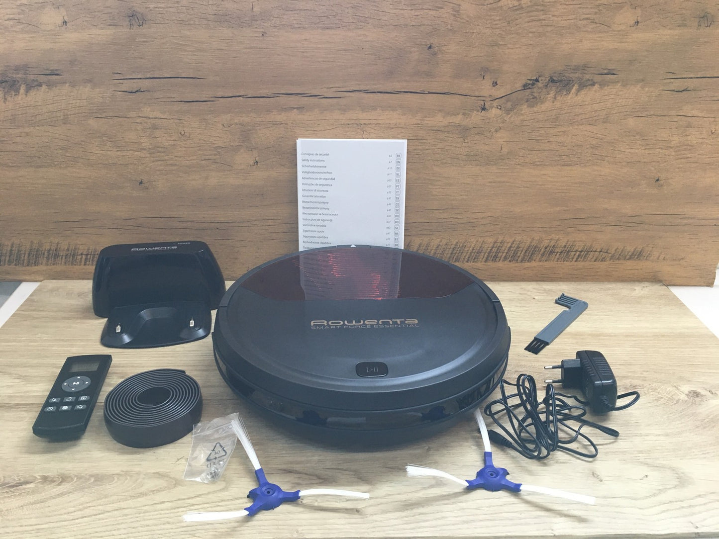 Rowenta Smart Force Essential Saugroboter RR6943WH, schwarz, I39813