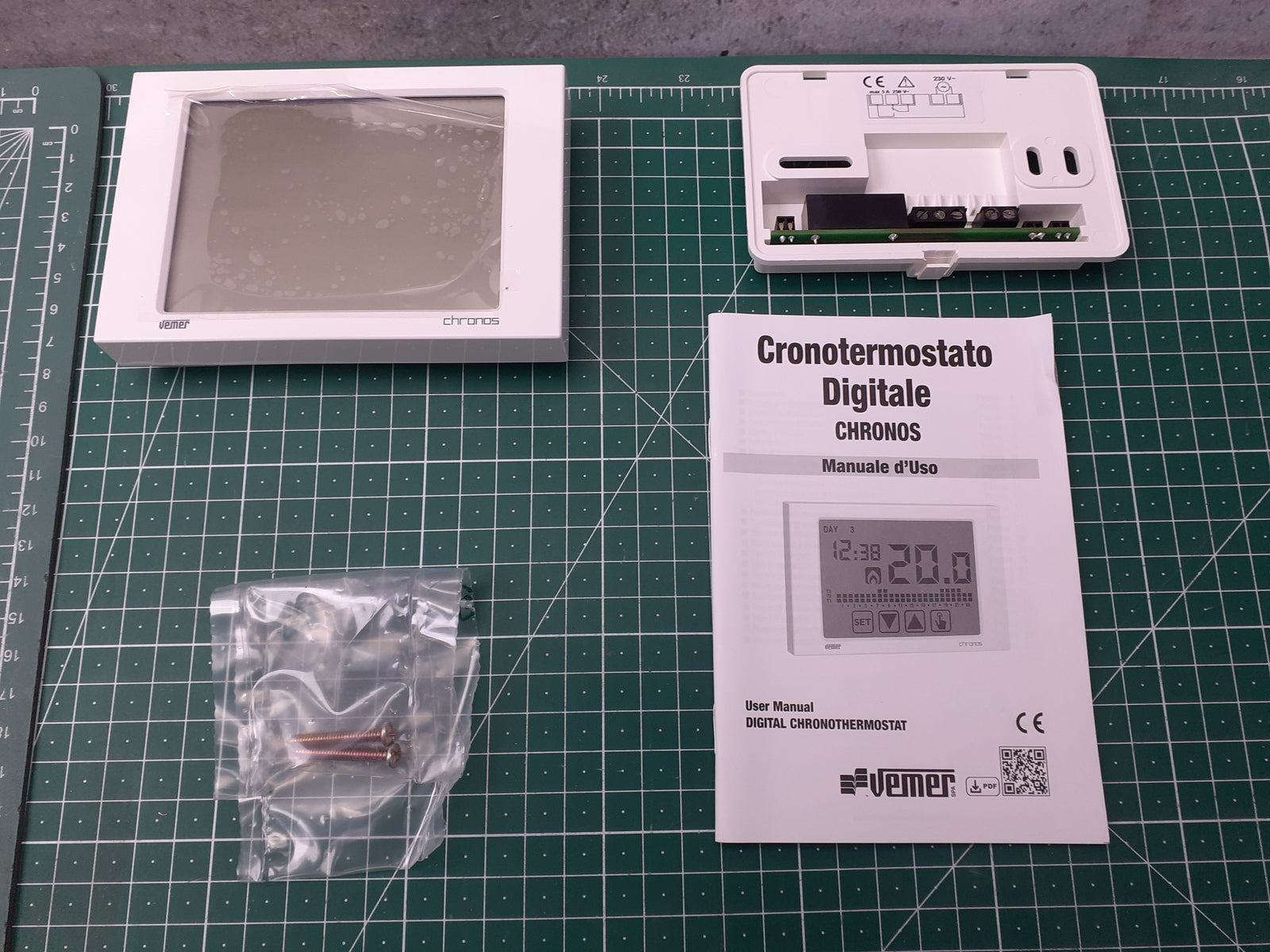 Vemer Chronothermostat zur Wandbefestigung VE453700 Chronos 230 weiß, I32574