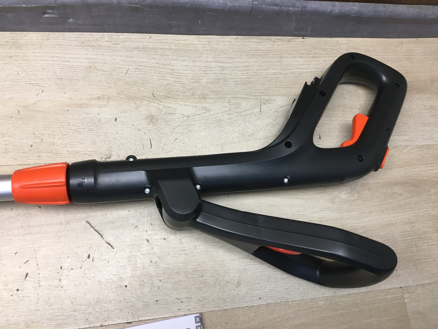 Gardena Akku-Trimmer EasyCut 23/18V P4A, inkl. Akku, 230 mm Schnittkreis, I38357