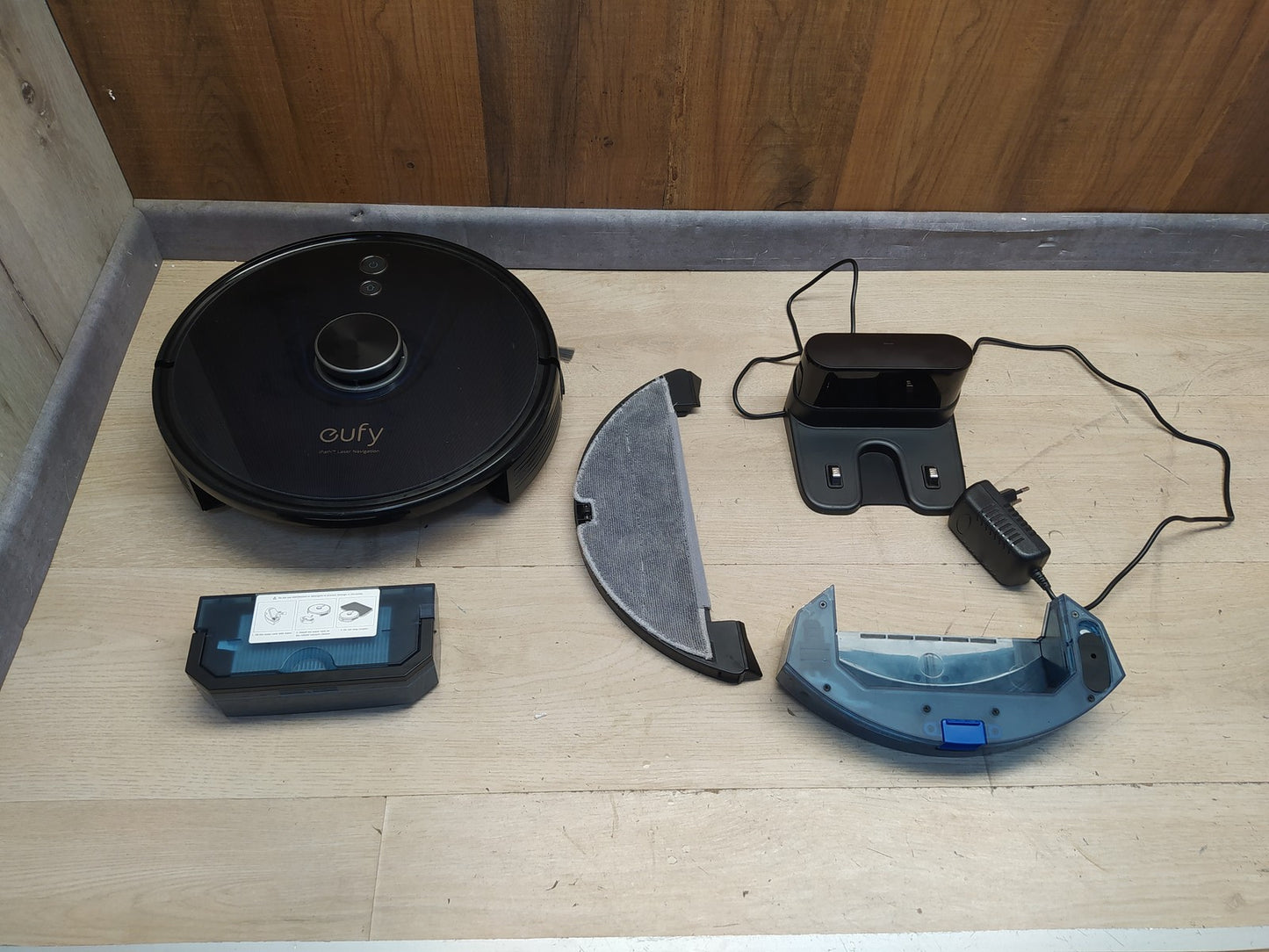 Eufy RoboVac L35 Hybrid Saugroboter mit Wischfunktion T2194, I37731