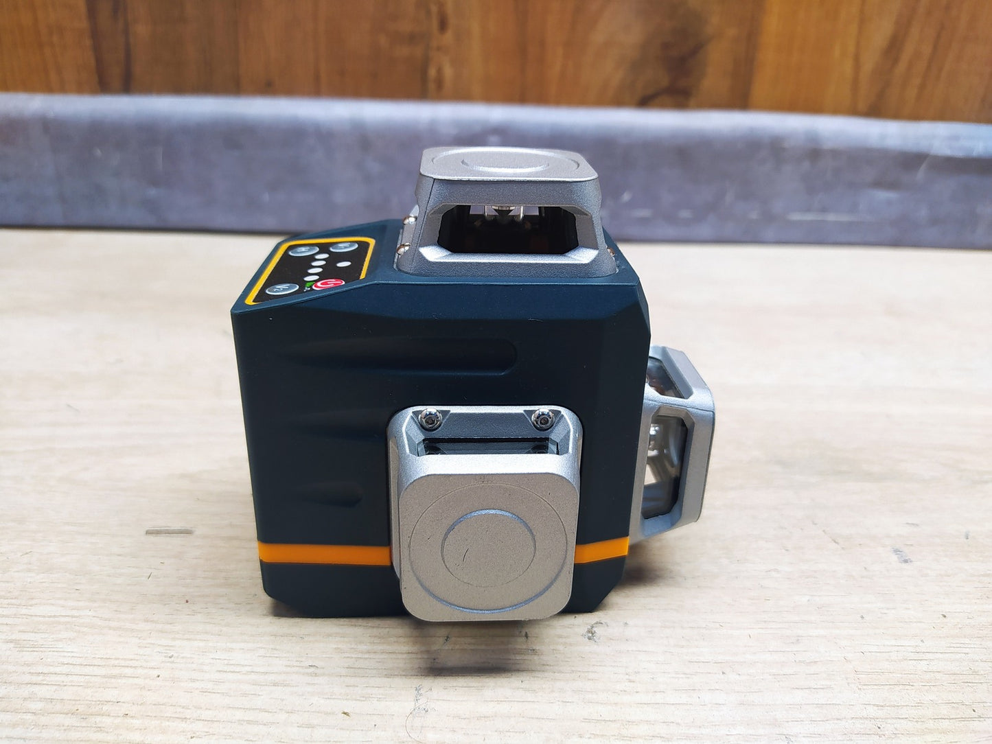 CIGMAN CM-701 Kreuzlinienlaser, 3x360 Grad Grün Selbstnivellierend, I37081