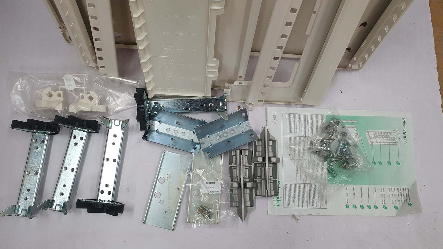 Schneider 08118 Prisma G WANDVERTEILER ERWEITERUNG B=600 24M V11108