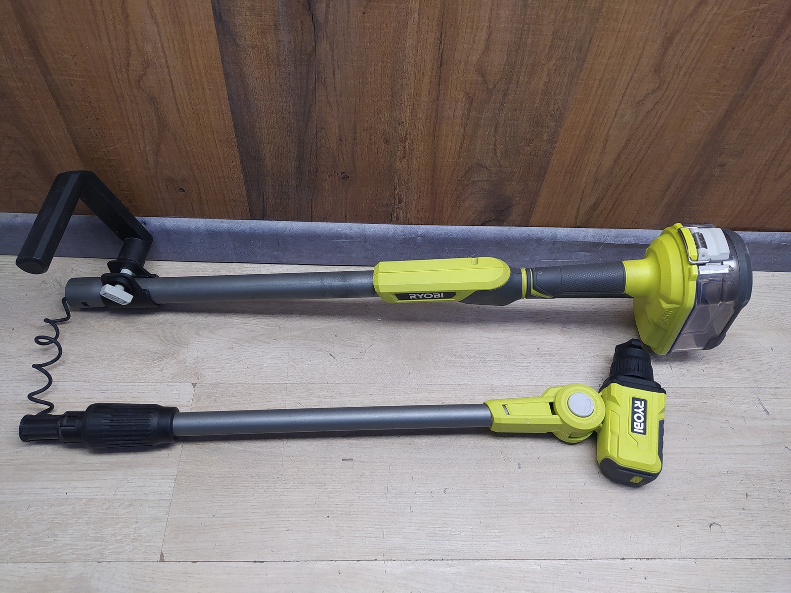 RYOBI 18 V ONE+ Akku-Reinigungsbürste R18TPS SOLO, I37359