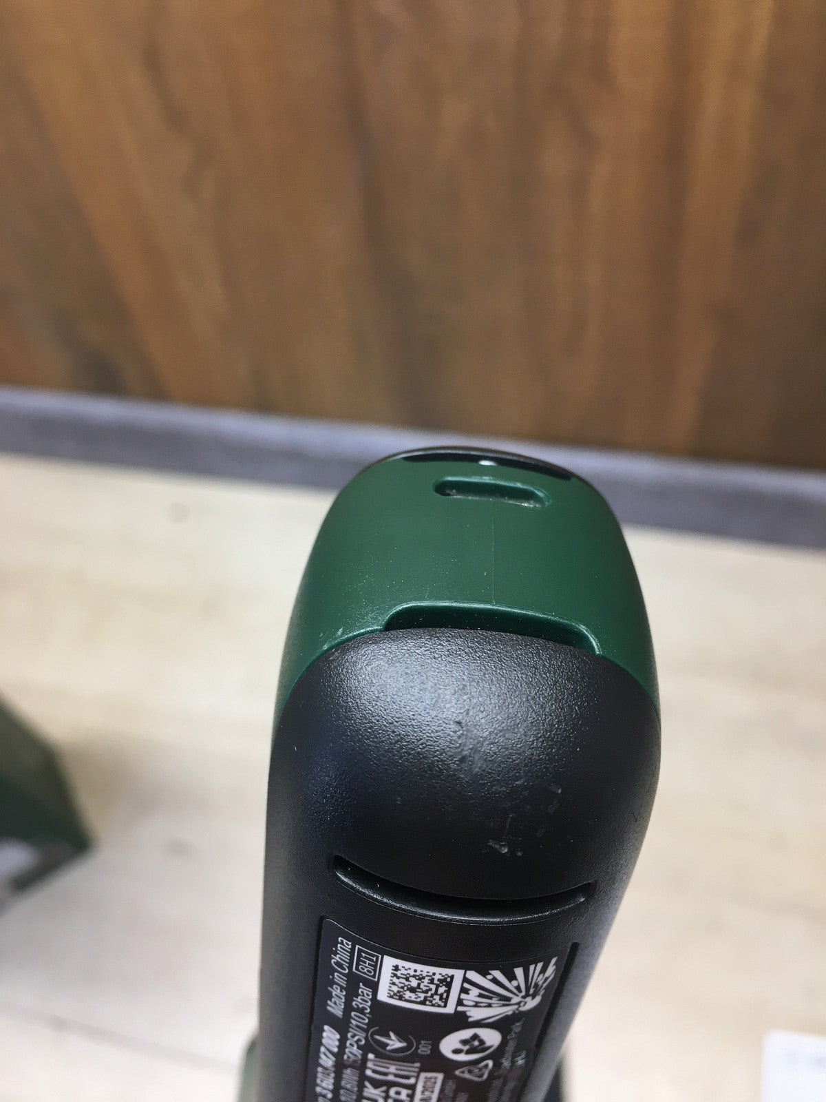 Bosch EasyPump Akku-Druckluftpumpe (3,0 Ah Akku, 3,6 V), I38595