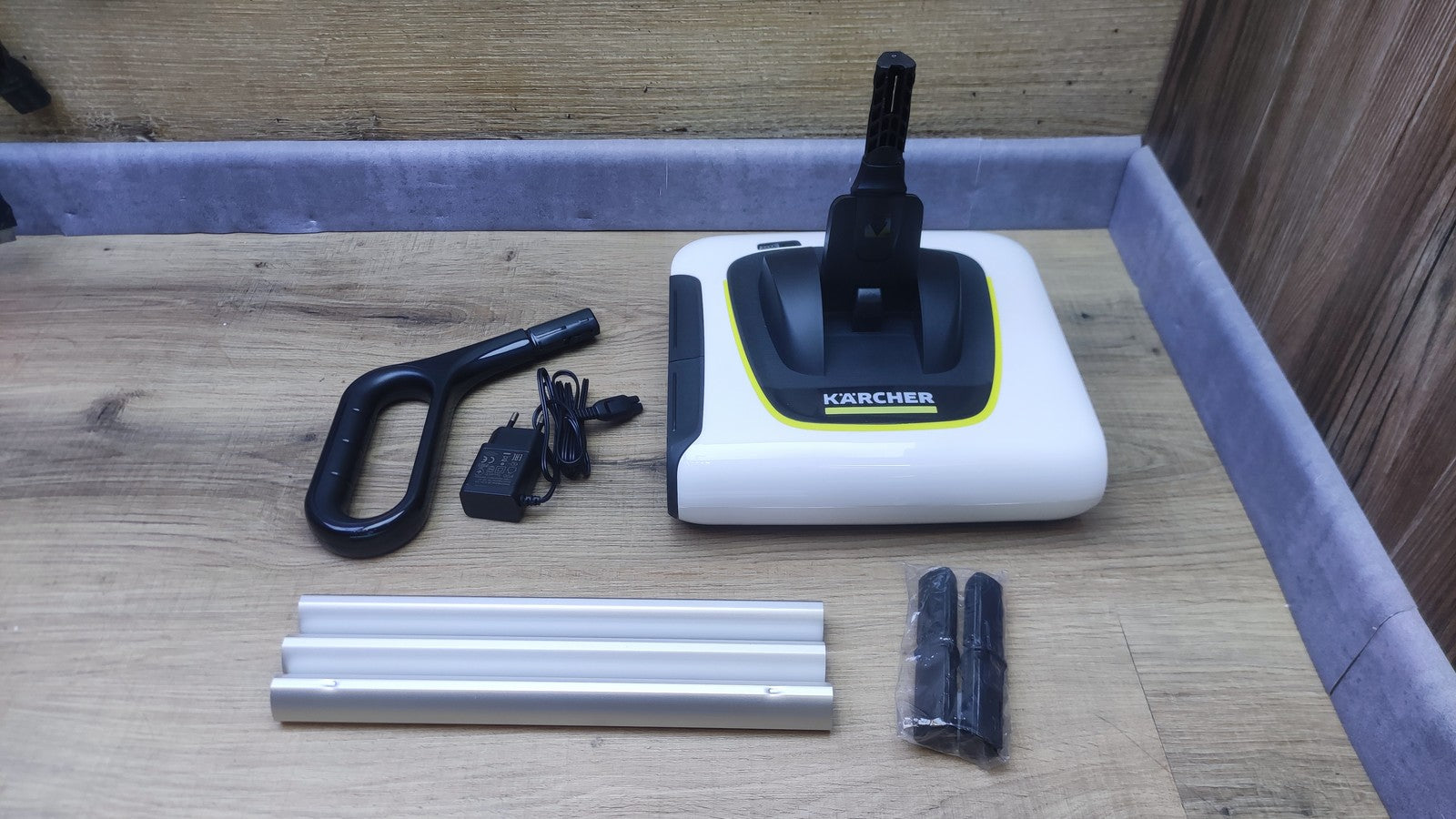Kärcher 1.258-050.0 Akku-Besen KB 5, elektrischer Besen, I38093
