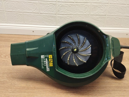 Bosch UniversalGardenTidy 2300 Laubsauger Laubbläser Häcksler 2300W 3600HB1002