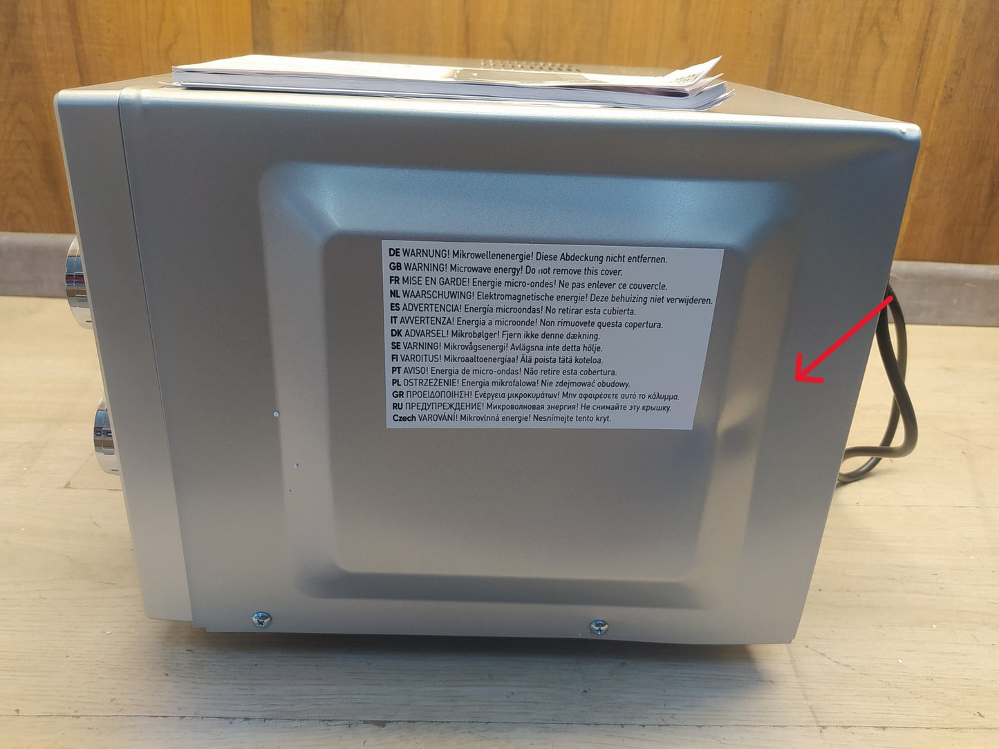SEVERIN MW 9184 Mikrowelle mit Glasboden, 800 W, 20L, I37777