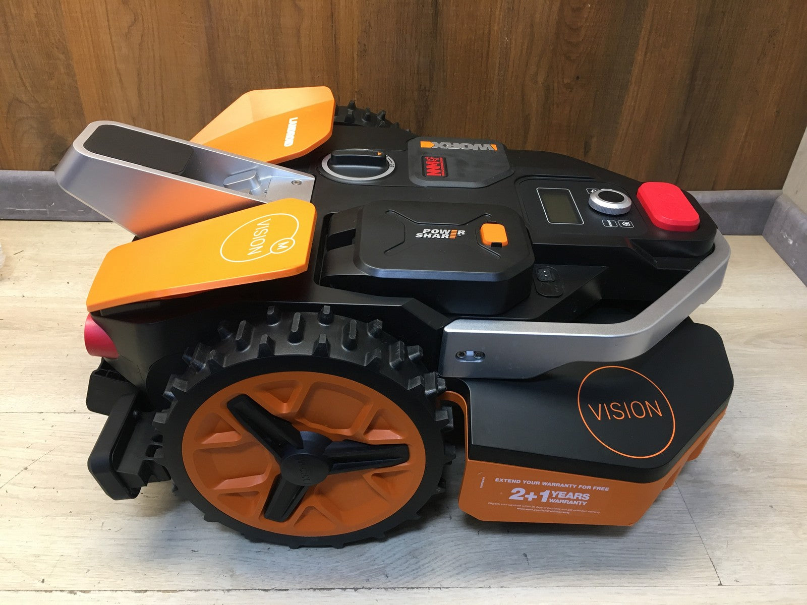 WORX Landroid Vision M550 Mähroboter ohne Begrenzungskabel WR205E, I38362