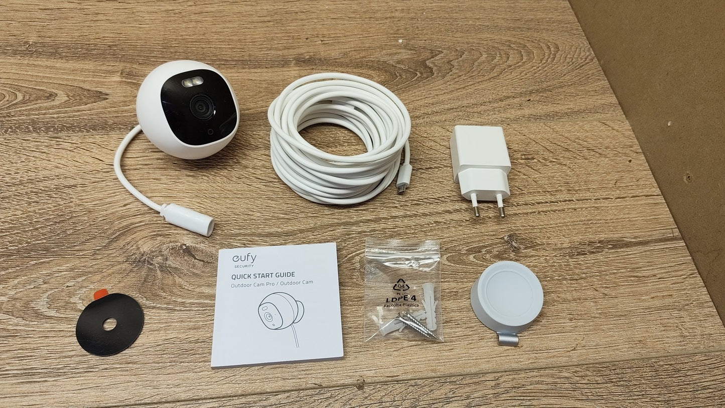 Eufy Security Outdoor Cam E210 Überwachungskamera T8442X, weiß, I40053