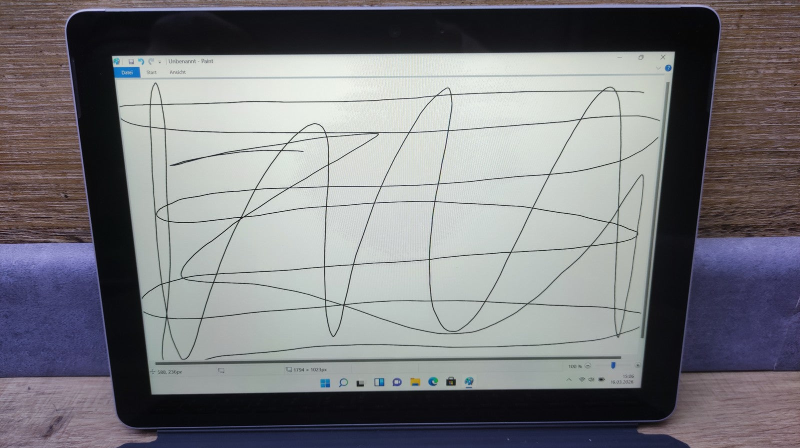 Microsoft Surface Go Tablet 10" 1800x1200 Touch Pentium 4415Y 8GB 128GB SSD LTE