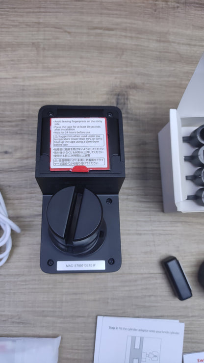 SwitchBot Wlan Smartes Türschloss mit Hub und Keypad, schwarz, I34717