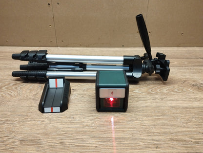 Bosch DIY Quigo Plus Kreuzlaser mit Stativ, I39862