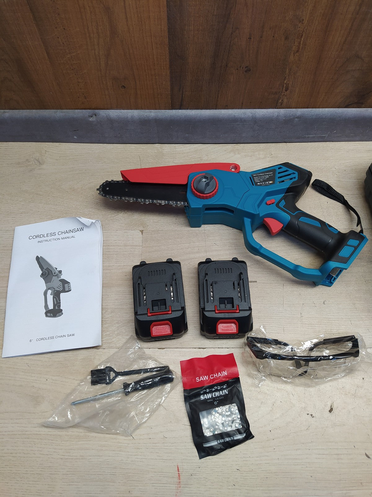 Bogseth SJ-YY09-EU-BL-ZX-CP Akku-Kettensäge 800W, mit 2x Akku 2,0Ah, I37892