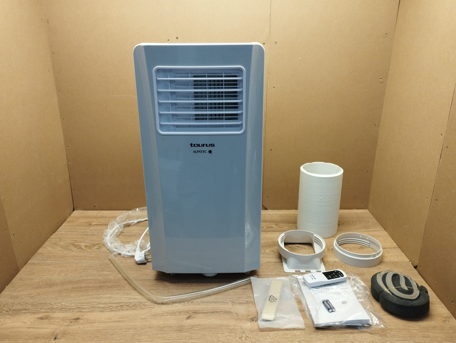 Taurus AC 2600RVKT mobile Klimaanlage, 9000 BTU, I39636
