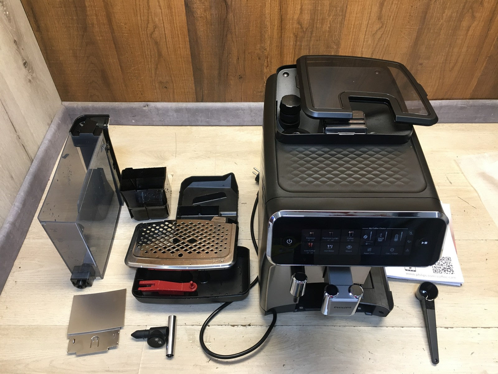 PHILIPS 3300 Series Kaffeevollautomat EP3326/90, 5 Getränke, I39378