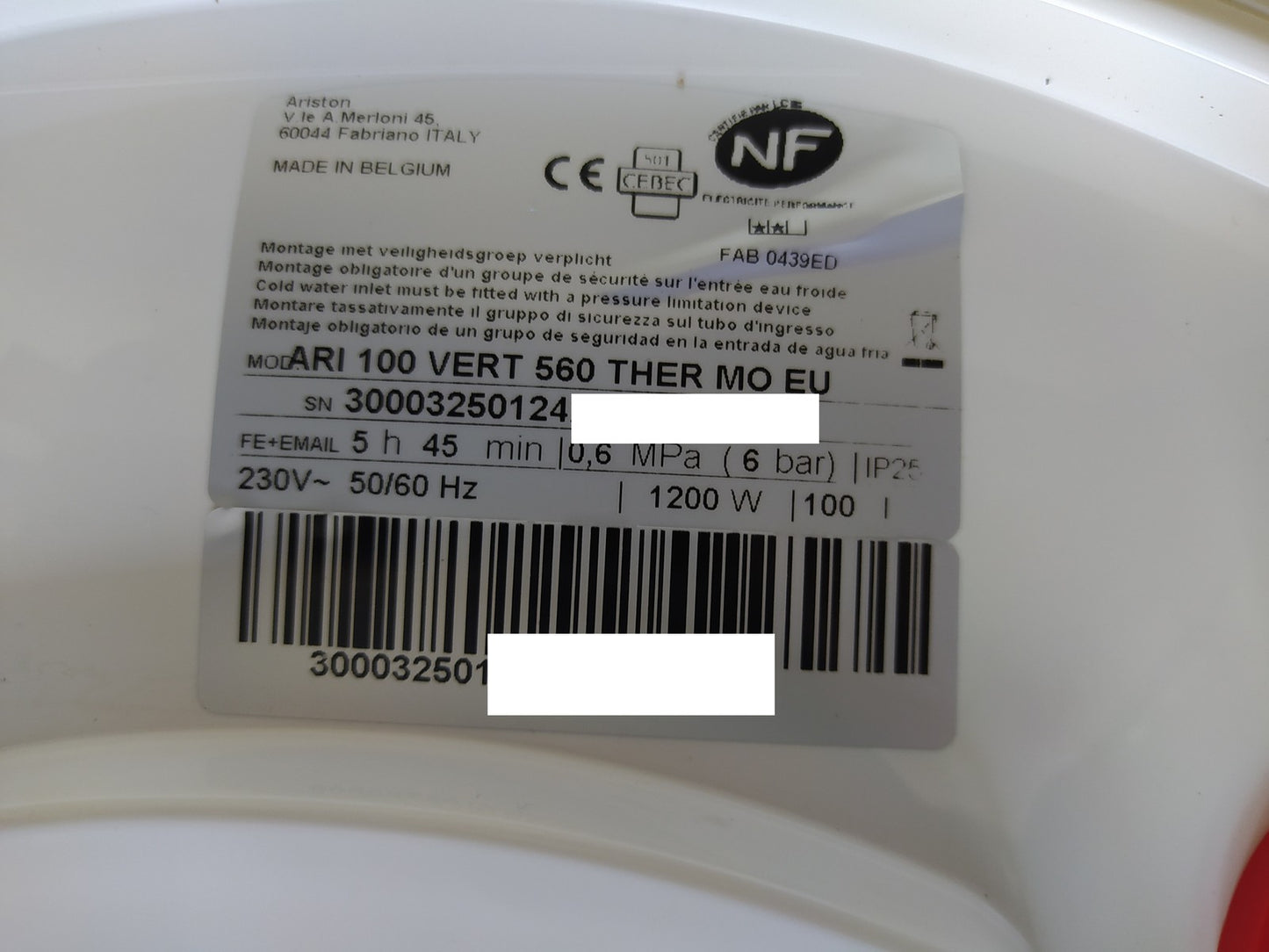 Ariston ARI 100 VERT 560 THER MO EU Warmwasserspeicher 100L, EEK:C, I35186
