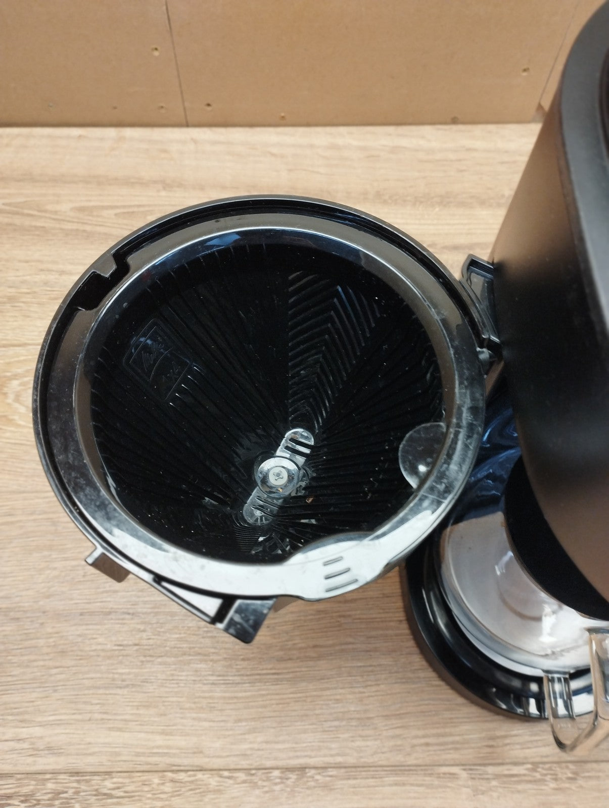 Melitta AromaFresh X Filterkaffeemaschine 1030-06, Schwarz, I39501