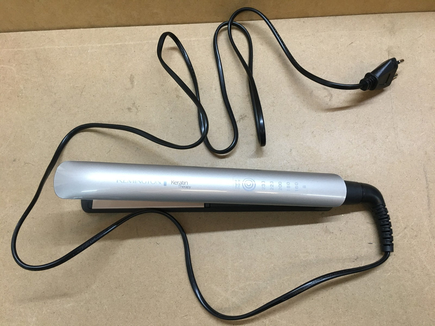 Remington Keratin Therapy Haarglätter S8590, I38925