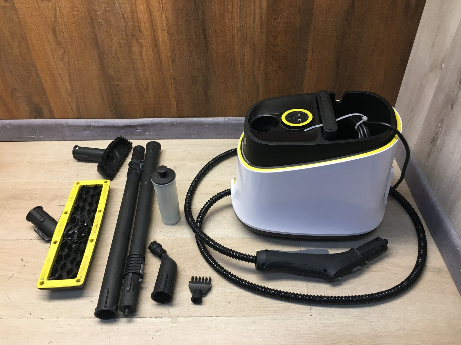 Kärcher SC 3 Deluxe Dampfreiniger 1.513-430.0, 1900W, I37808
