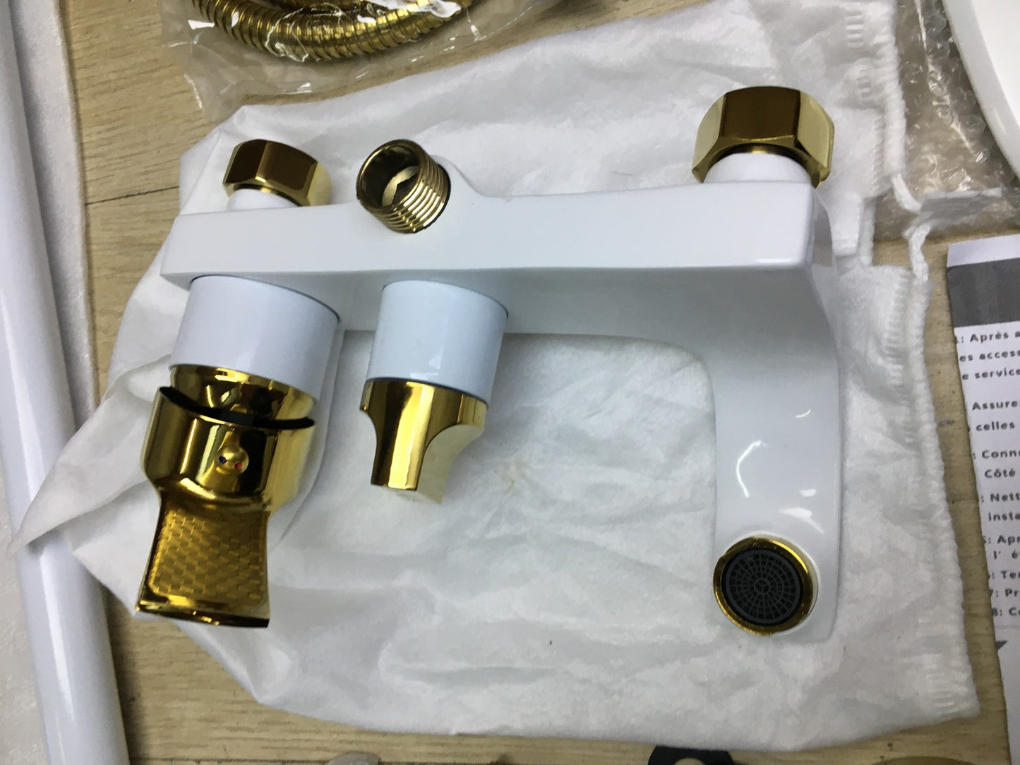 QJUZO Duschset mit Thermostat, Regendusche, golden-weiß, I35101