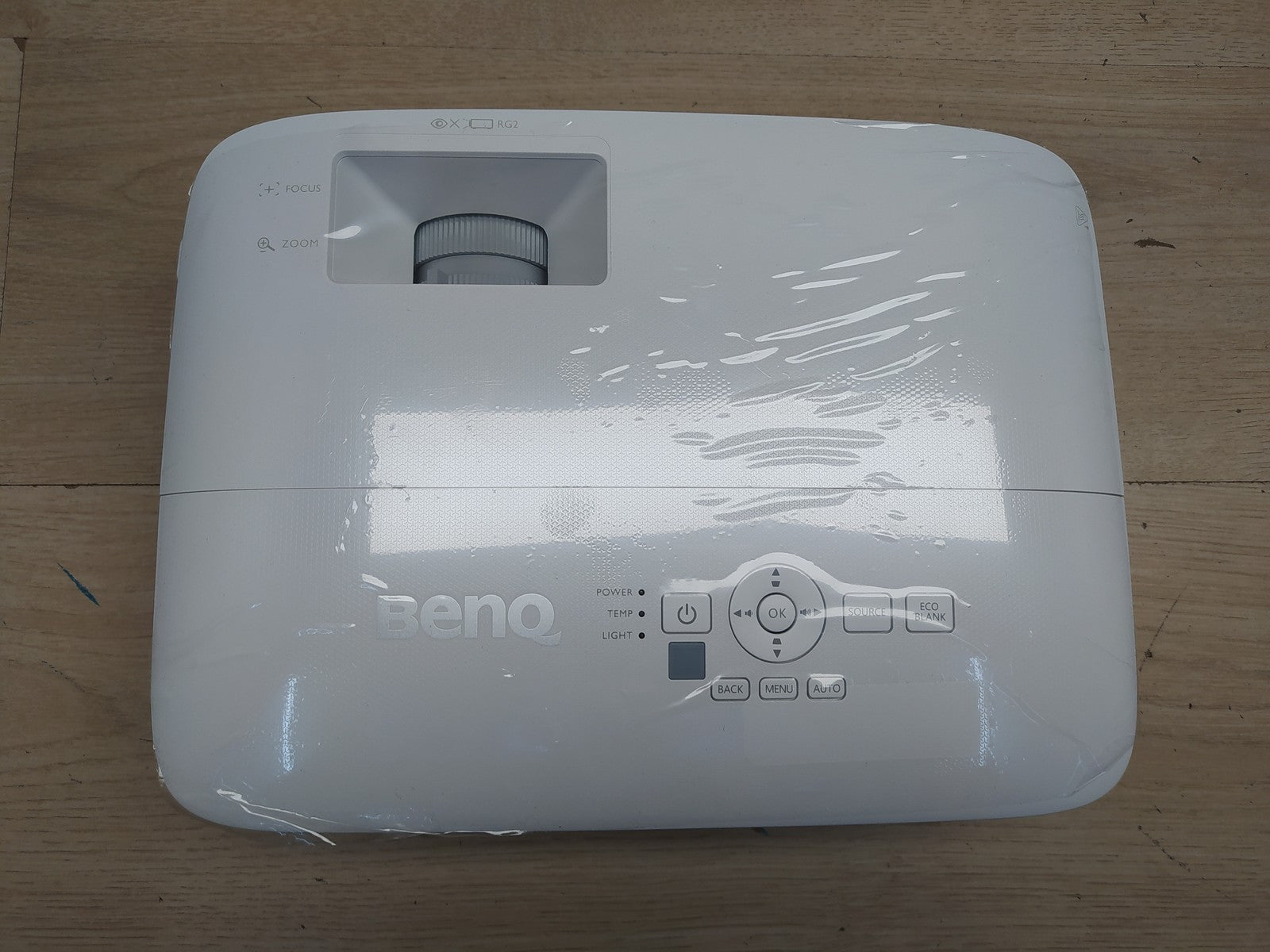 BenQ MX560 DLP Business Beamer mit 4000 Lumen XGA Auflösung