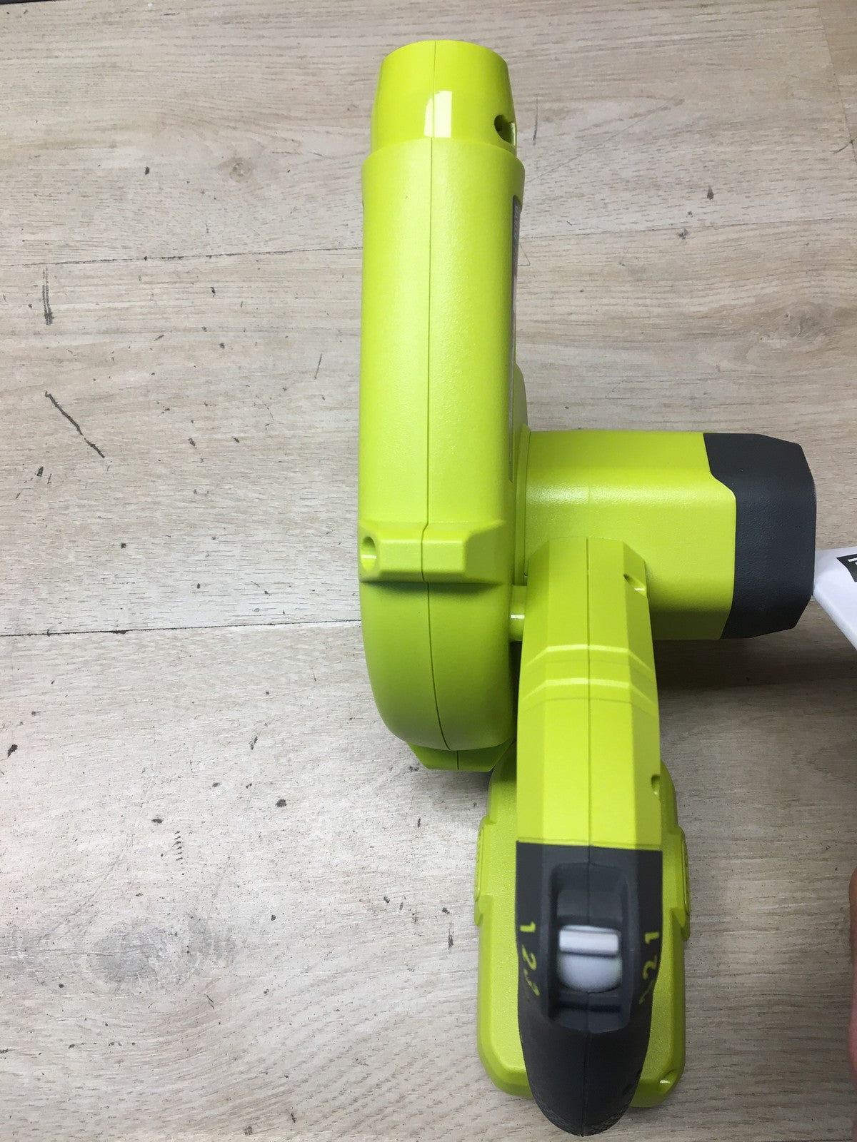 RYOBI 18 V ONE+ Akku-Gebläse R18TB-0 solo Luftvolumen 2,9 m³/min I38203