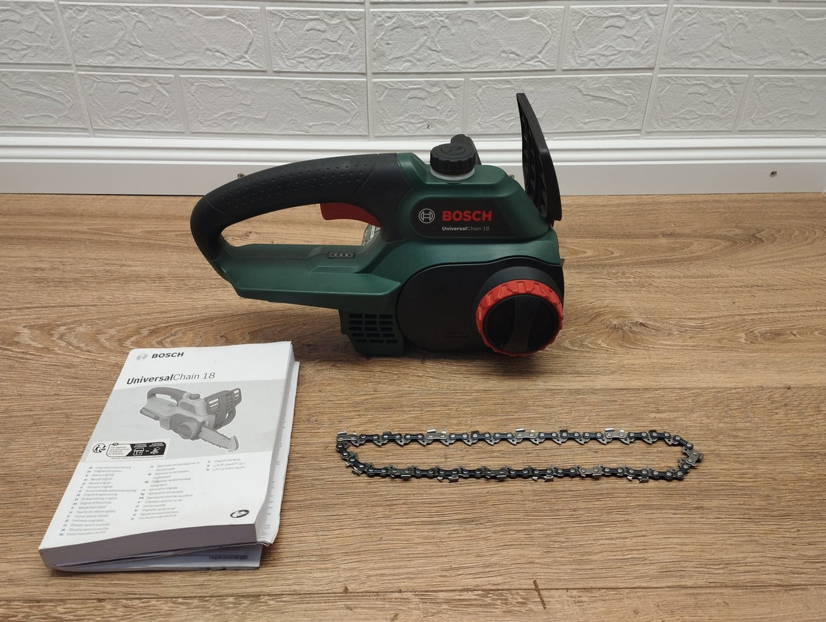 Bosch DIY UniversalChain 18 Akku-Kettensäge solo (06008B8001)