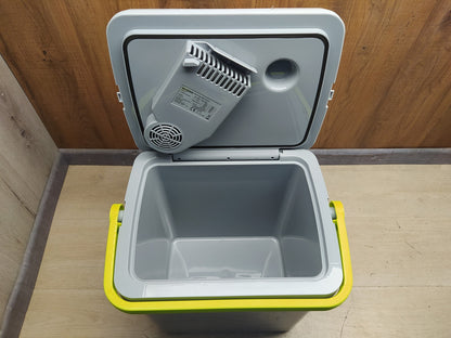 SEVERIN KB 2924 Elektrische Kühlbox (19 L) mit Kühl-/Warmhaltefunktion, I38760